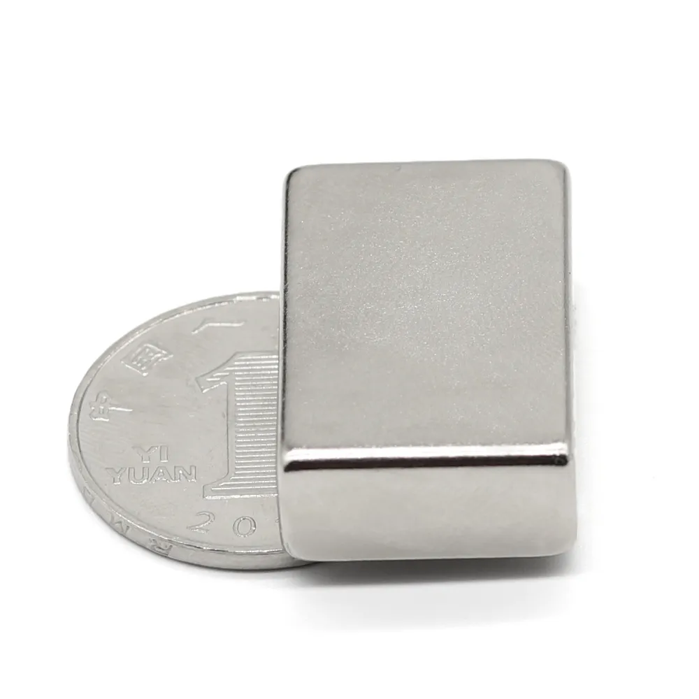 مغناطيس نيودميوم مربع حجم 30*20*10 ملم image
