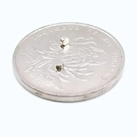 مغناطيس نيودميوم حجن 2ملم في 1ملم image