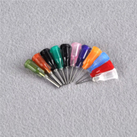 علبة من مادة البوليثيلين 30ملي لتر مع 11 ابر لحقن السوائل image